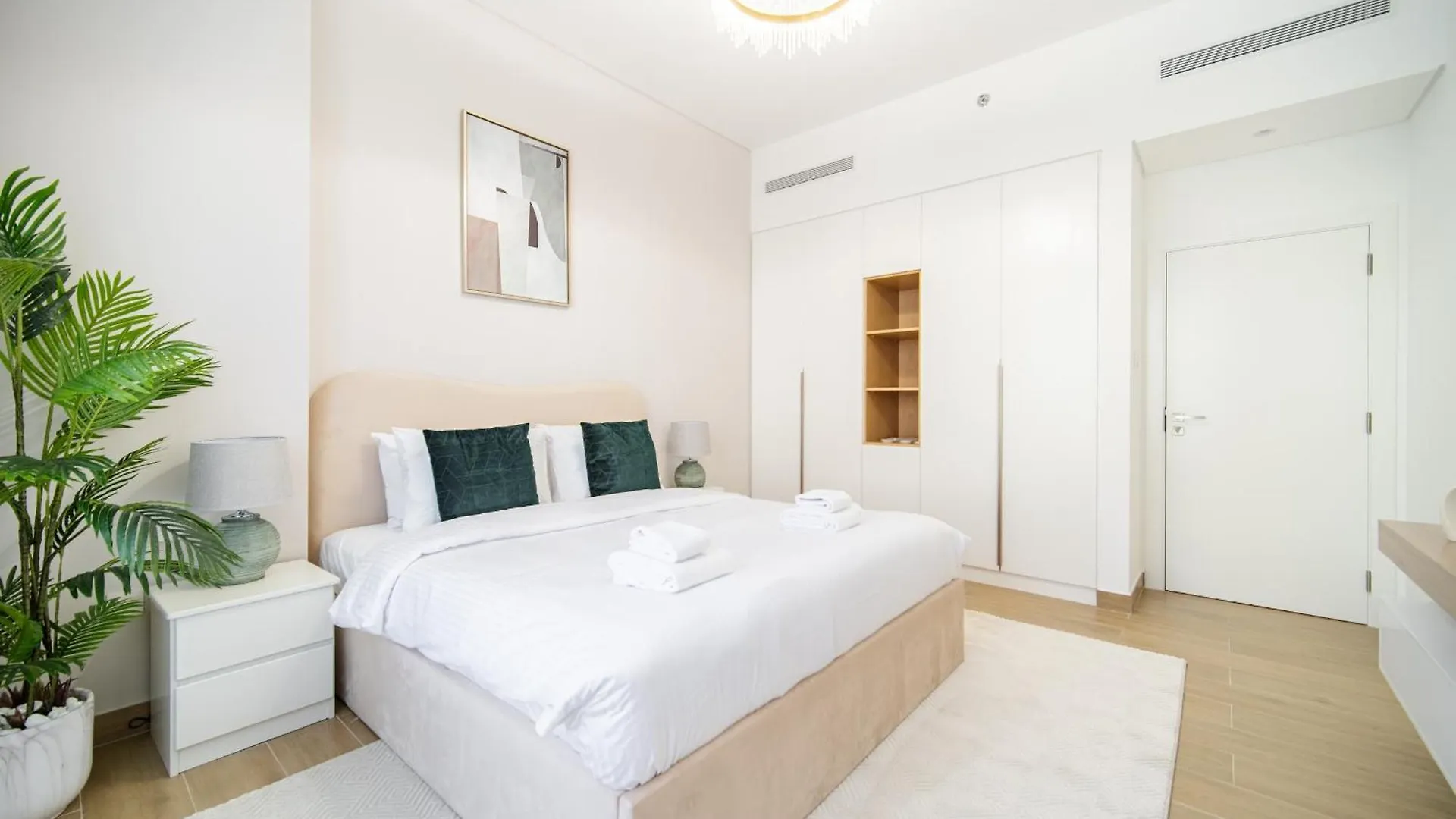 1 Bdr, Unique Location, Port De La Mer, Beach Access Dubai Apartment